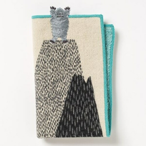 Kusunohashi Monori morita MiW Small Pocket Handkerchief Banzai Yeti Blue A-64792-86-B 15.5×25cm