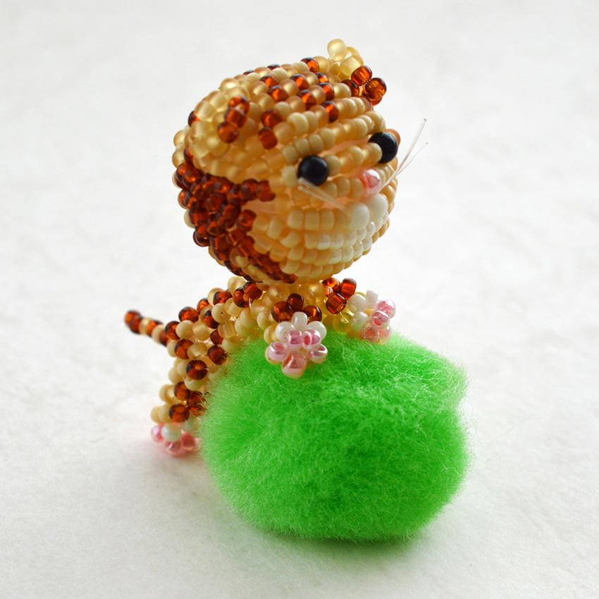 MIYUKI Bead Kit: Bead-Made Mascot - Cat Days: Mugi and Cushion BFK-616