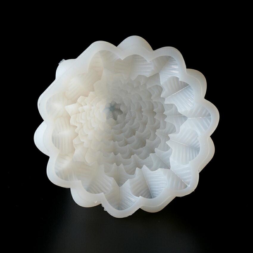 Two-Part Resin Recommended for Miscellaneous Silicone Molds Christmas Tree Small 10-4077