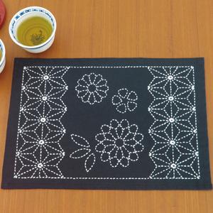 Olimpas Silk Sashiko Kit Tea Mat: Classic Chrysanthemum and Hemp Leaf Pattern SK312