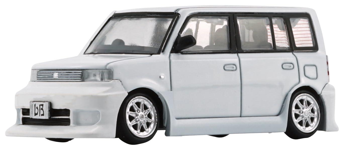 BM CREATIONS 1/64 Toyota 2000 bB White LHD Ready-to-Display Model