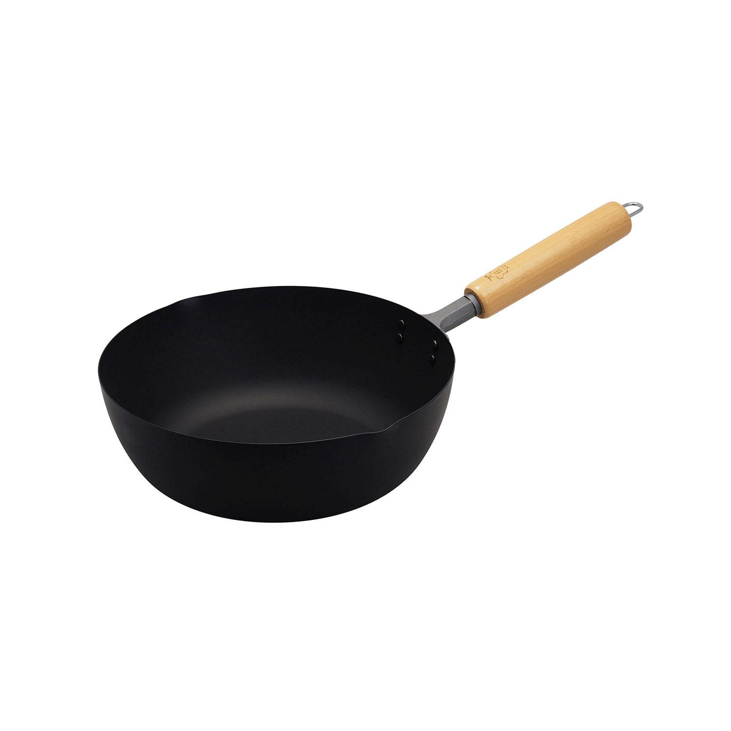 TakumiJAPAN Takumi Japan Magma Plate Iron Skillet with textured surface for less sticking, IH compatible Stir-fry pan, wok Textured iron surface enhances oil absorption Highly heat-conductive iron skillet Iron particles adhere easily IH-compatible iron skillet, wok, iron pot Nanbu-style iron skillet