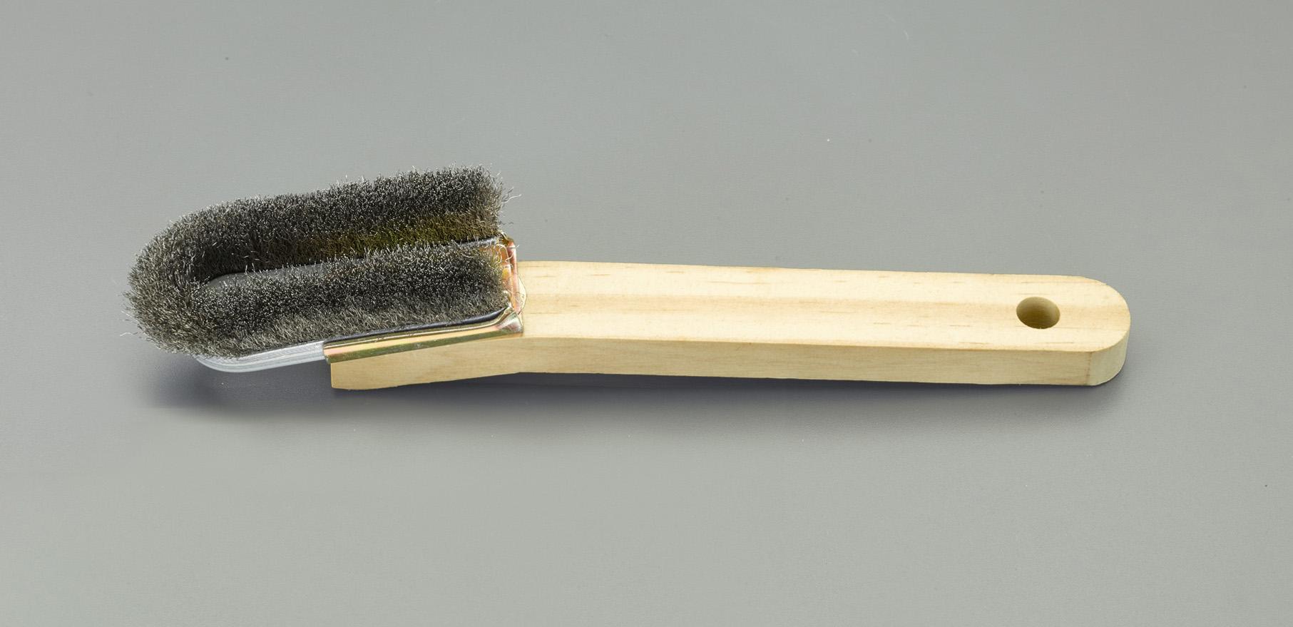 225mm Handle Brush (Stainless Steel/2-Row Curved)