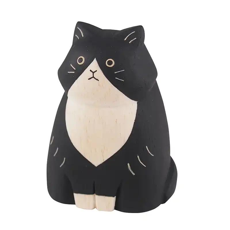 T-Lab. Porepore Animals / Long-Haired Tabby