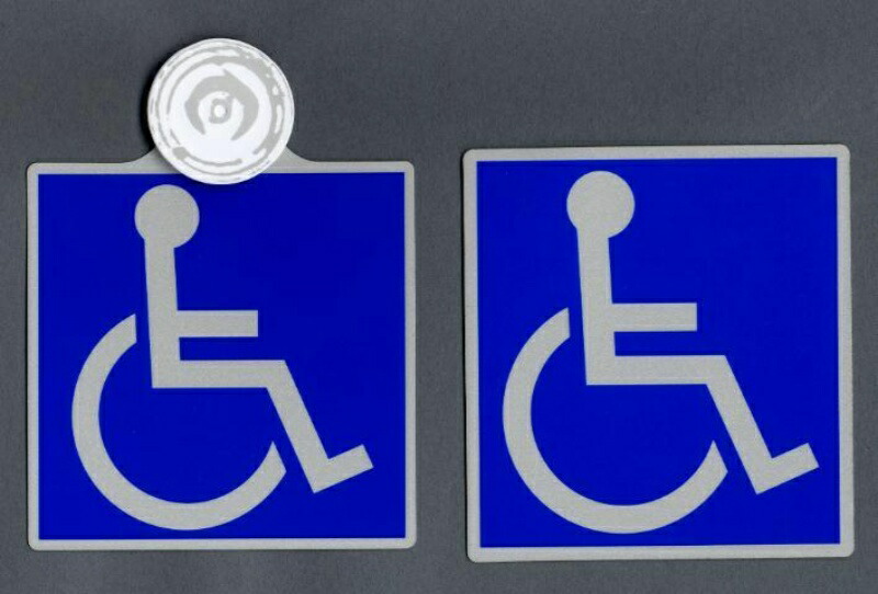 TOYO MARK [Toyo Mark Manufacturing] Drive Sign Wheelchair Symbol [Model No.] SD1
