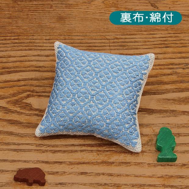 Olimpas Harinooto (Tomoko Ueki) Kogin Kit Pincushion Four-Leaf Clover Pattern Light Indigo・63