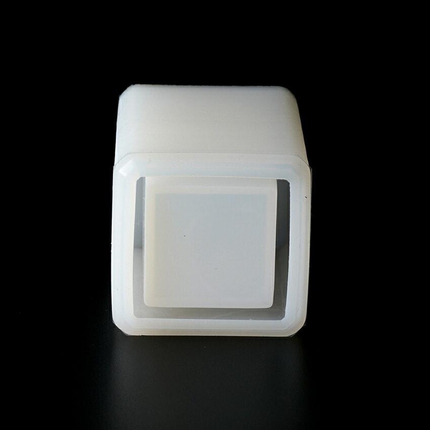 Two-Part Resin Recommended for Miscellaneous Silicone Molds Single Flower Vase Square 10-4076