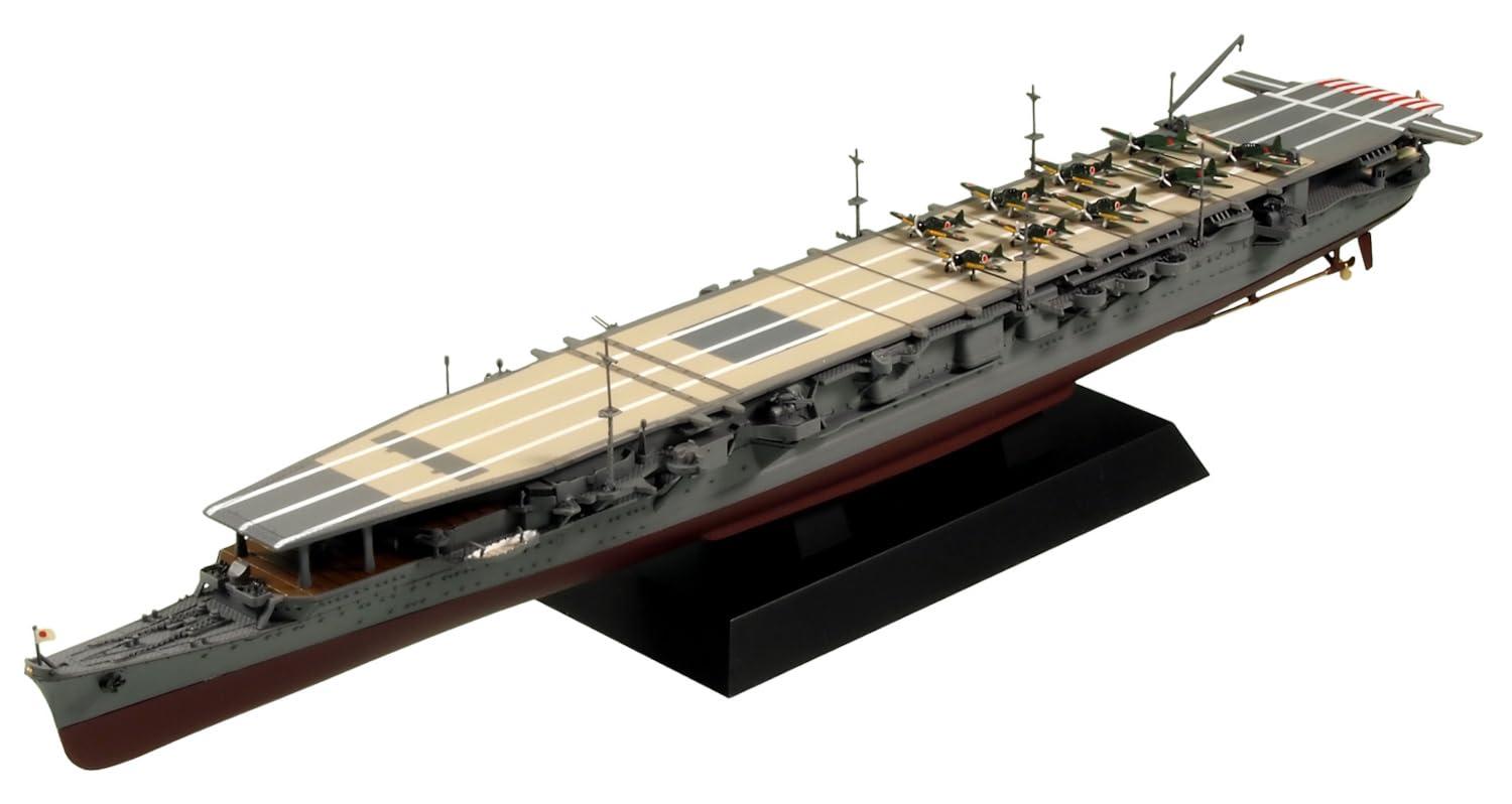 Pit Road 1/700 Skywave Series Imperial Japanese Navy Aircraft Carrier Ryūhō Short Deck 1942 Plastic Model Kit W271 (Ship)