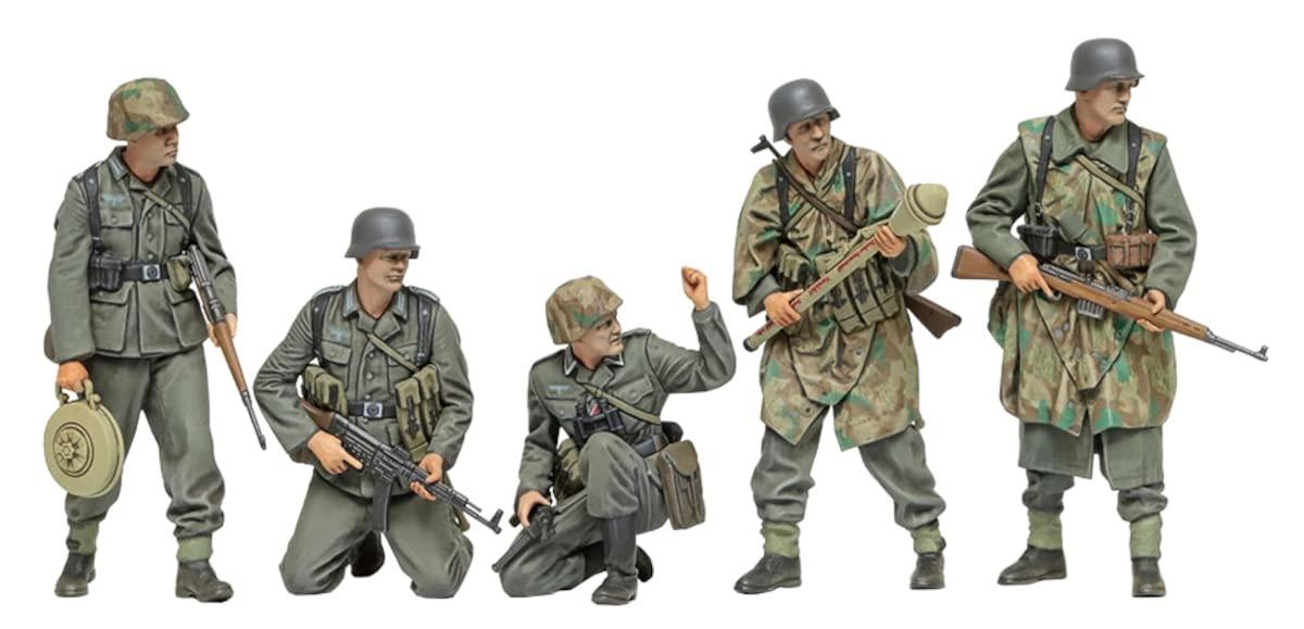 TAMIYA 1/35 Military Miniature Series No.382 German Infantry Set Late War Plastic Model Kit 35382