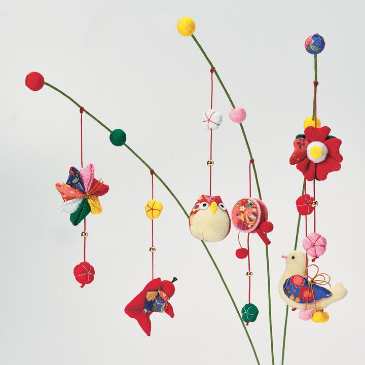 Takagi Textile Panami Kyoto Crepe Grass Ornament 〈Inviting Good Fortune〉 LH-439 *Cotton, ornament stand, and wall hanger for the ornament are not included in the kit.