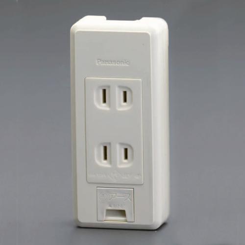 125V/15A Square Outlet (2-Prong/Grounded)