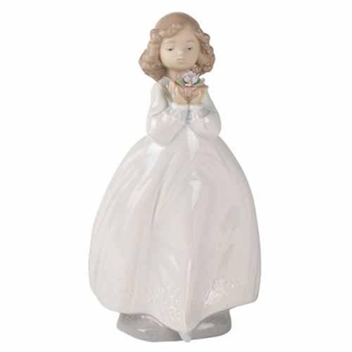 Nao Lladró Doll Favorite Flowers 02001444