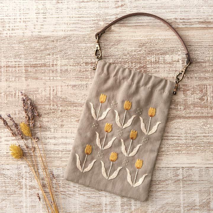 LECIEN Embroidery Kit COSMO Botanical Embroidery Series Tulip Spring-Closure Pouch Stone Gray Approx. H17.5×W12cm No.92903