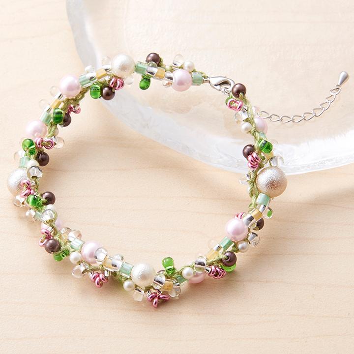TOHO Bead Kit TOHO Lab. Series Accessories Made with DEMI Beads Bead Crochet Edition Flower Bracelet TL-D-2