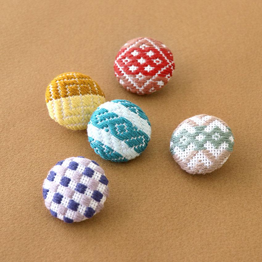 Olimpas Kogin Stitch Walnut Button Kit Tamayura Kogin 106 Assortment