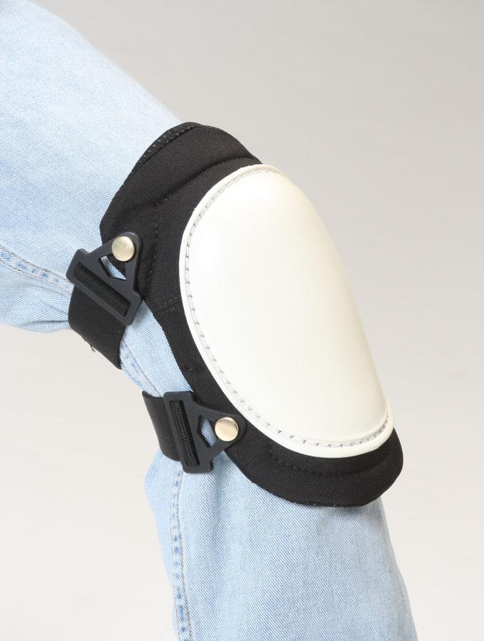 Knee pads (plastic cups)