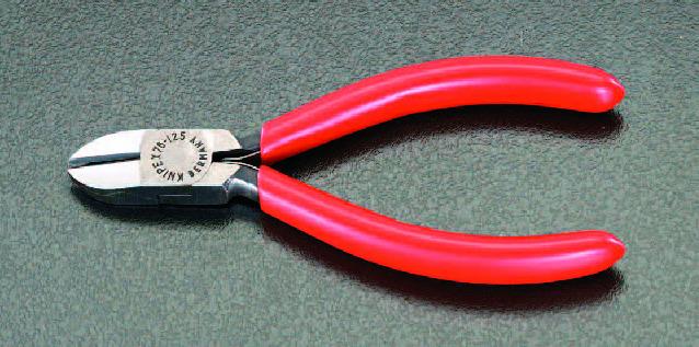 ESCO 115mm Precision Nippers (Spring-loaded) EA535KD-8