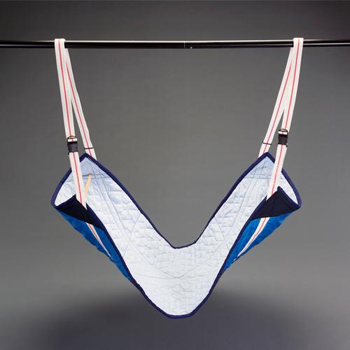 Champion-100% Recycled Polyester-Script Logo-Zip Hooded Jacket-C3-CSC11\nDescription\\n\\nThis zip-up jacket is made from environmentally conscious 100% recycled polyester and features water-repellent functionality. Wind resistance and warmth are further enhanced by the brushed tricot lining and elastic cuffs and hem. The front zipper can be pulled up to the neck, providing full coverage around the neckline. This is effective for sun protection and preventing cold air from entering. The sides fe