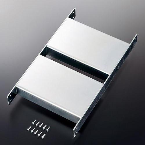 CITIZEN Wall Clock with Temperature & Humidity Gauge 8RZ199-019\nDespite its large size—approximately 30cm tall and 40cm wide—this easy-to-read radio-controlled clock fits flush against the wall at just 2.4cm thick. The color scheme features a bright silver finish. Brand Name: RHYTHM Material: Plastic Size: 27.9 × 40.7 × 2.4 cm Power Source: 4 AA alkaline batteries (sold separately) Movement: Radio-controlled Functions: 12/24-hour display switch / Temperature display (-9.9°C to 50°C) / Humidity 