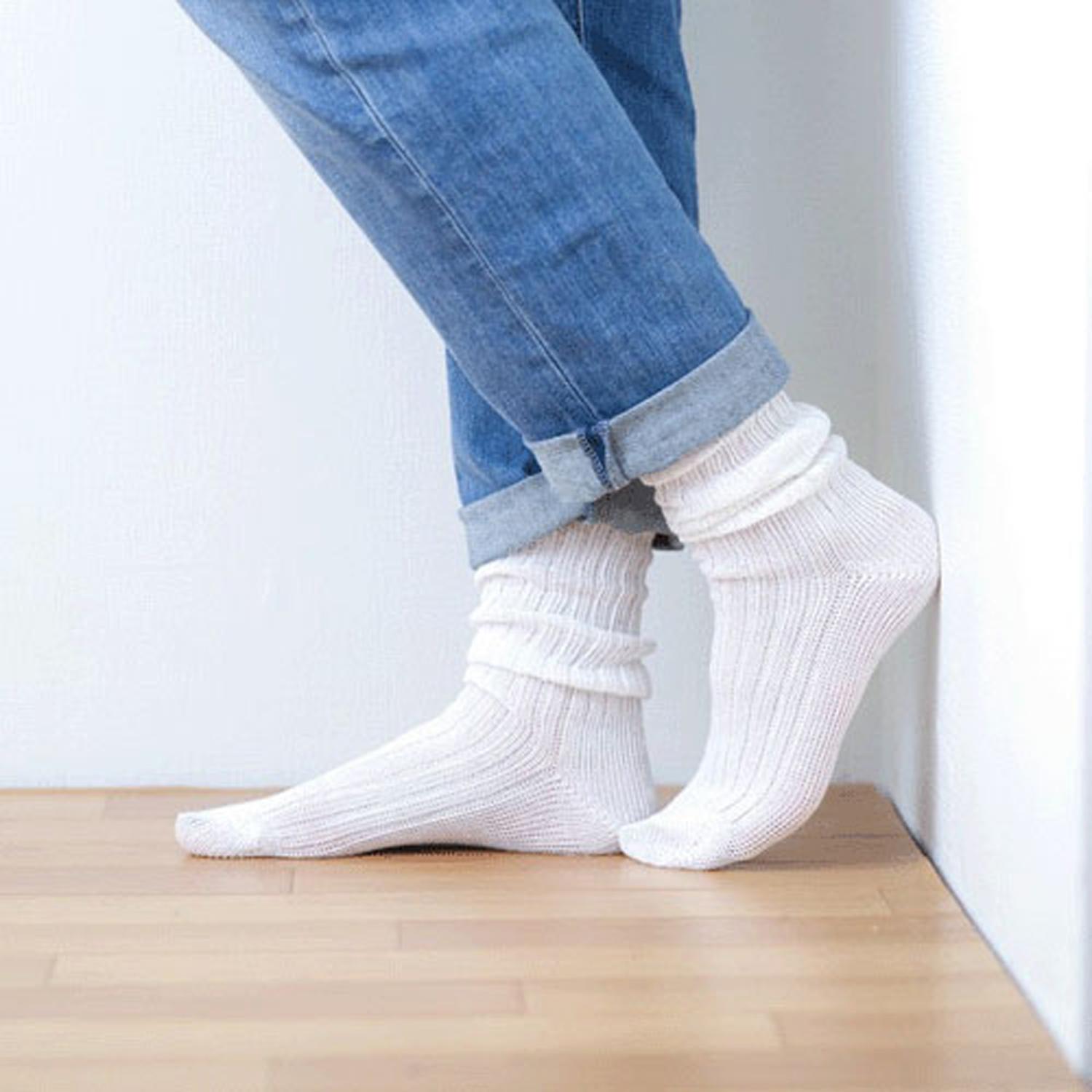 HUMMING BIRD Linen Loose-Fit Knee-High Socks