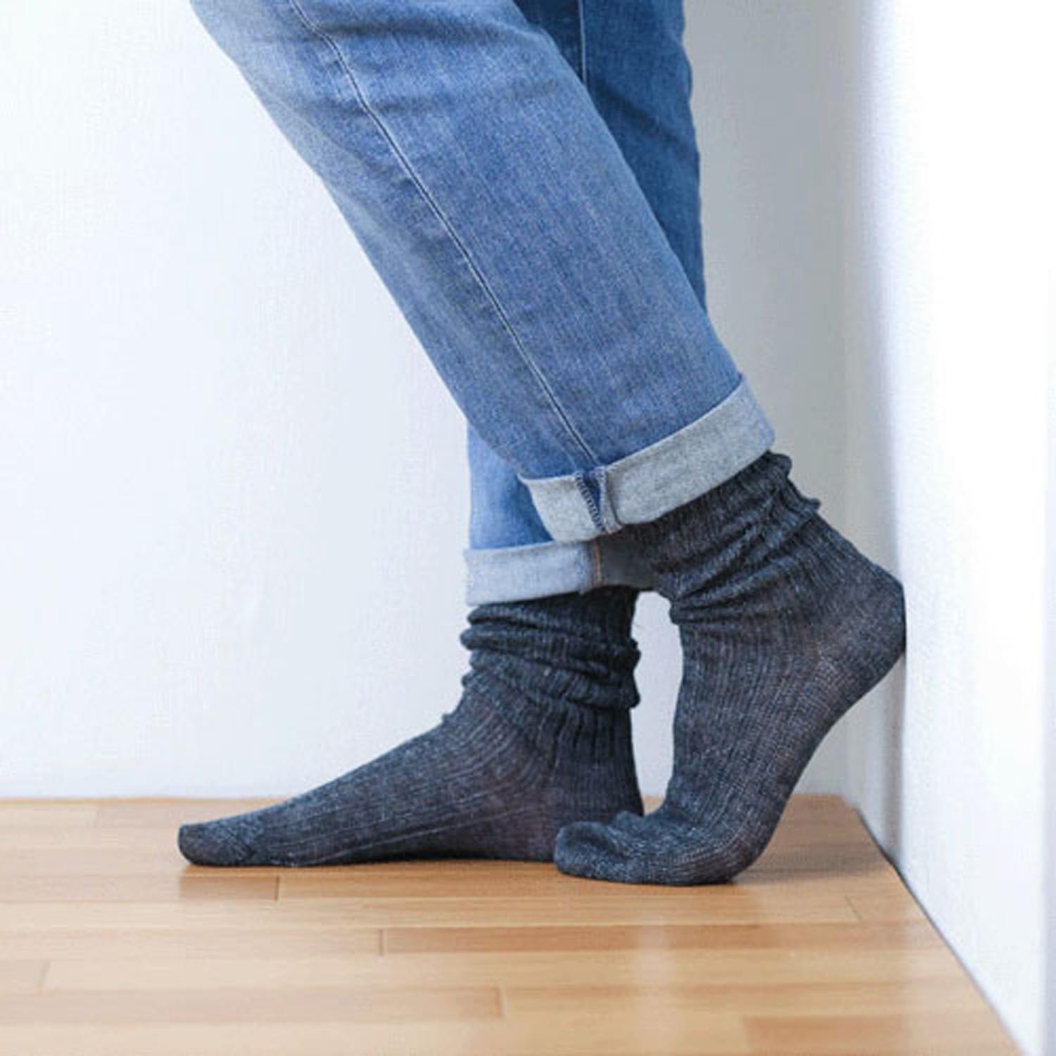 HUMMING BIRD Linen Loose-Fit Knee-High Socks