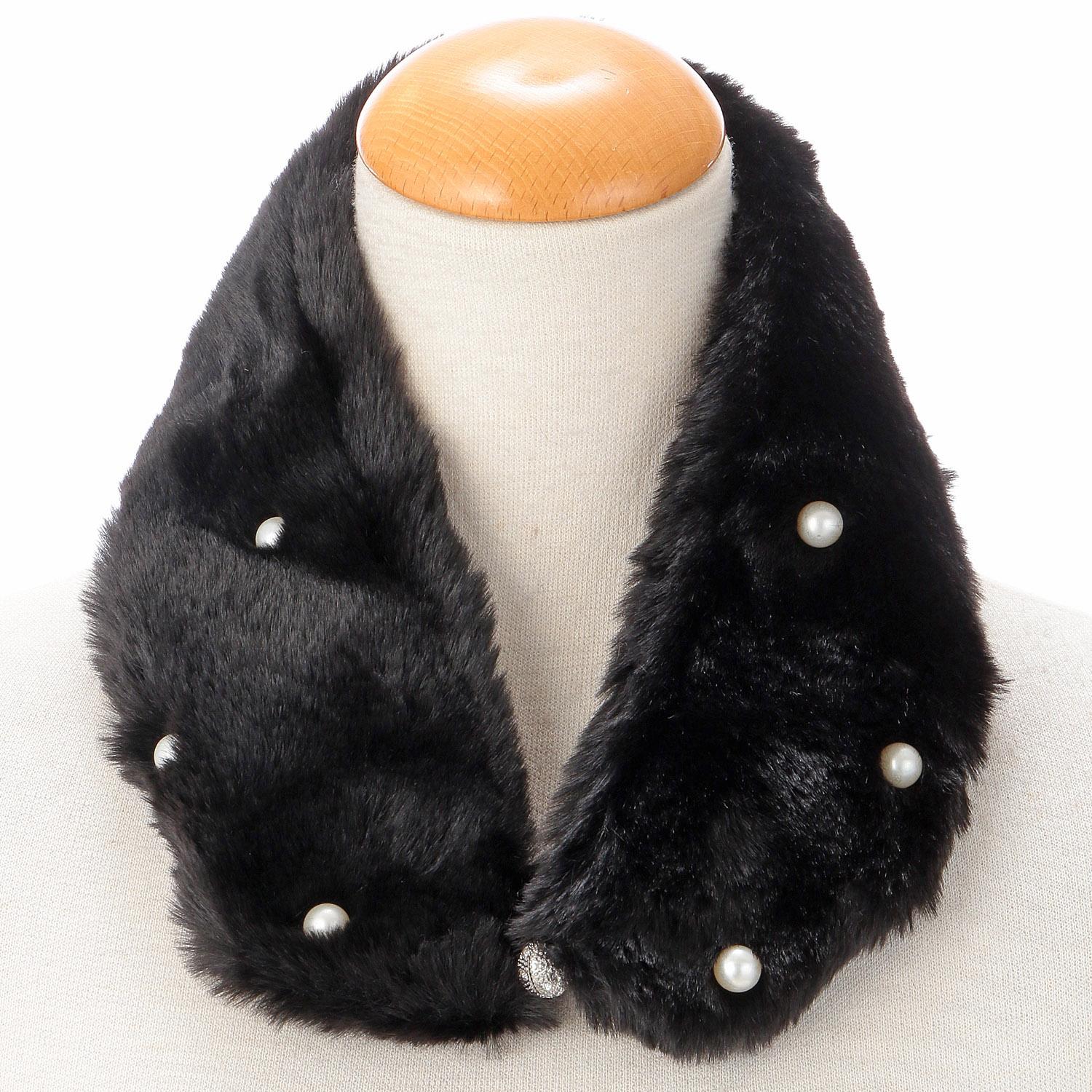 Faux Fur Pearl Mini Scarf with Magnet