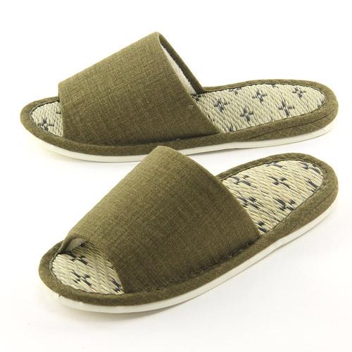 Cross-Pattern Tatami Mat with Slippers M