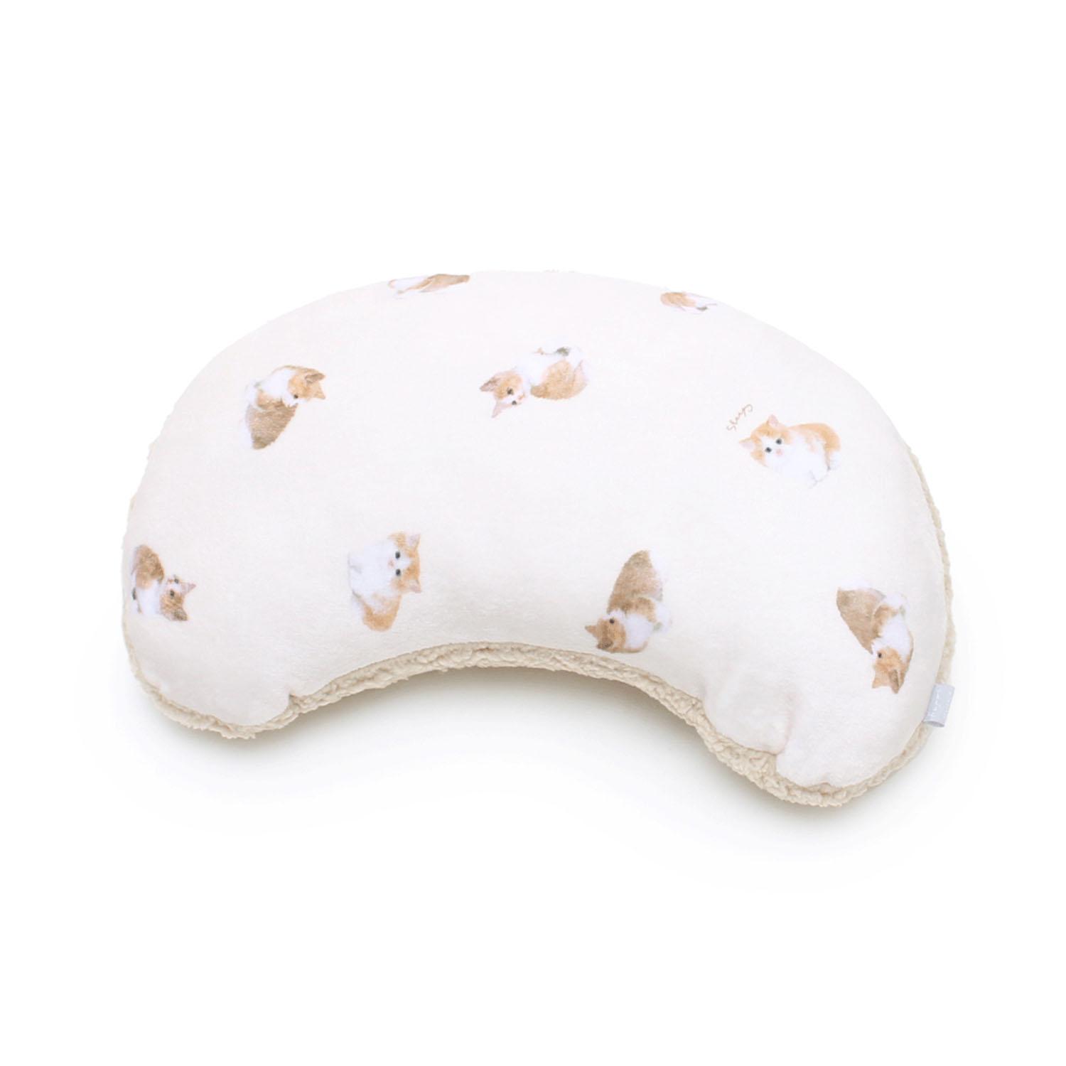 Motif Print Curved Cushion: Cat