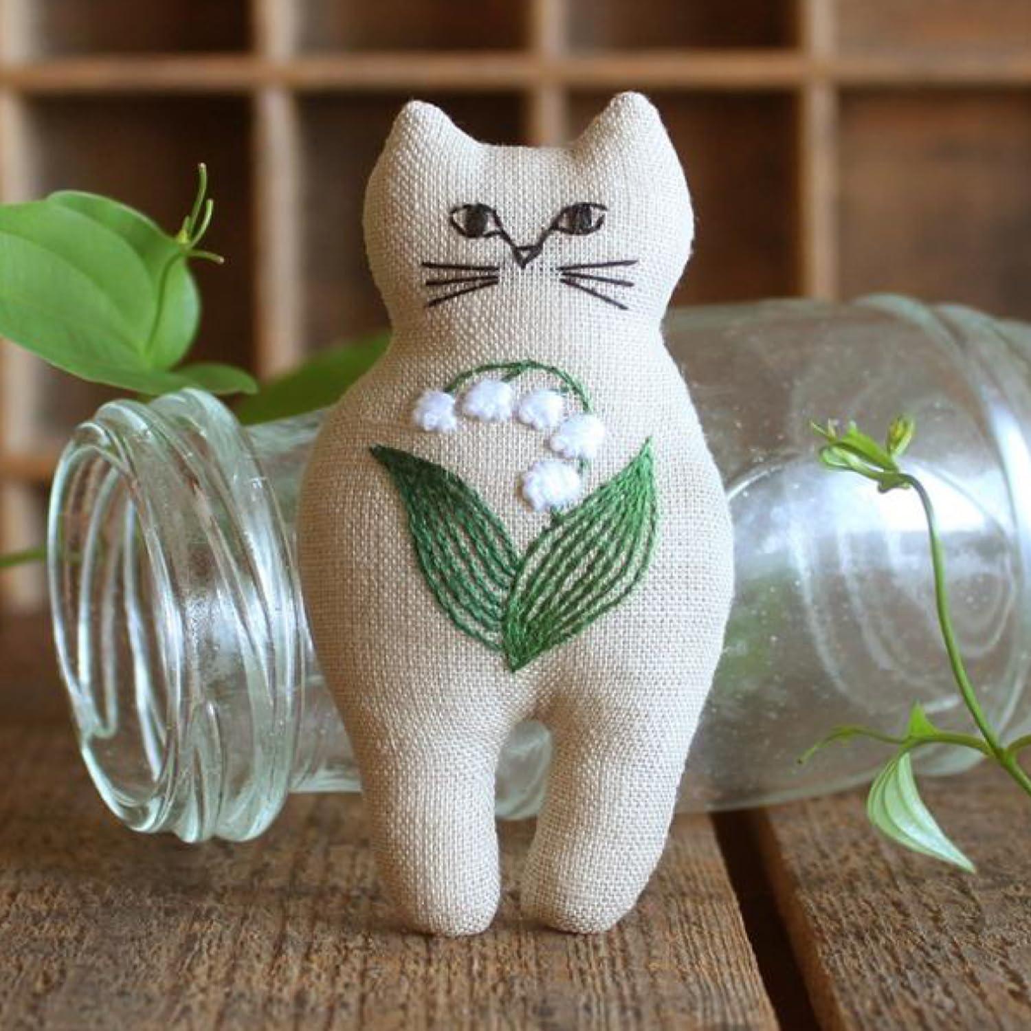 Piece Nekogao Embroidery Brooch Kit with Printed Pattern
