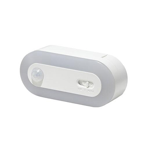 YAZAWA Battery-Operated Motion-Sensor Night Light with Light Sensor Compact design won't get in the way White NBSMN70WH