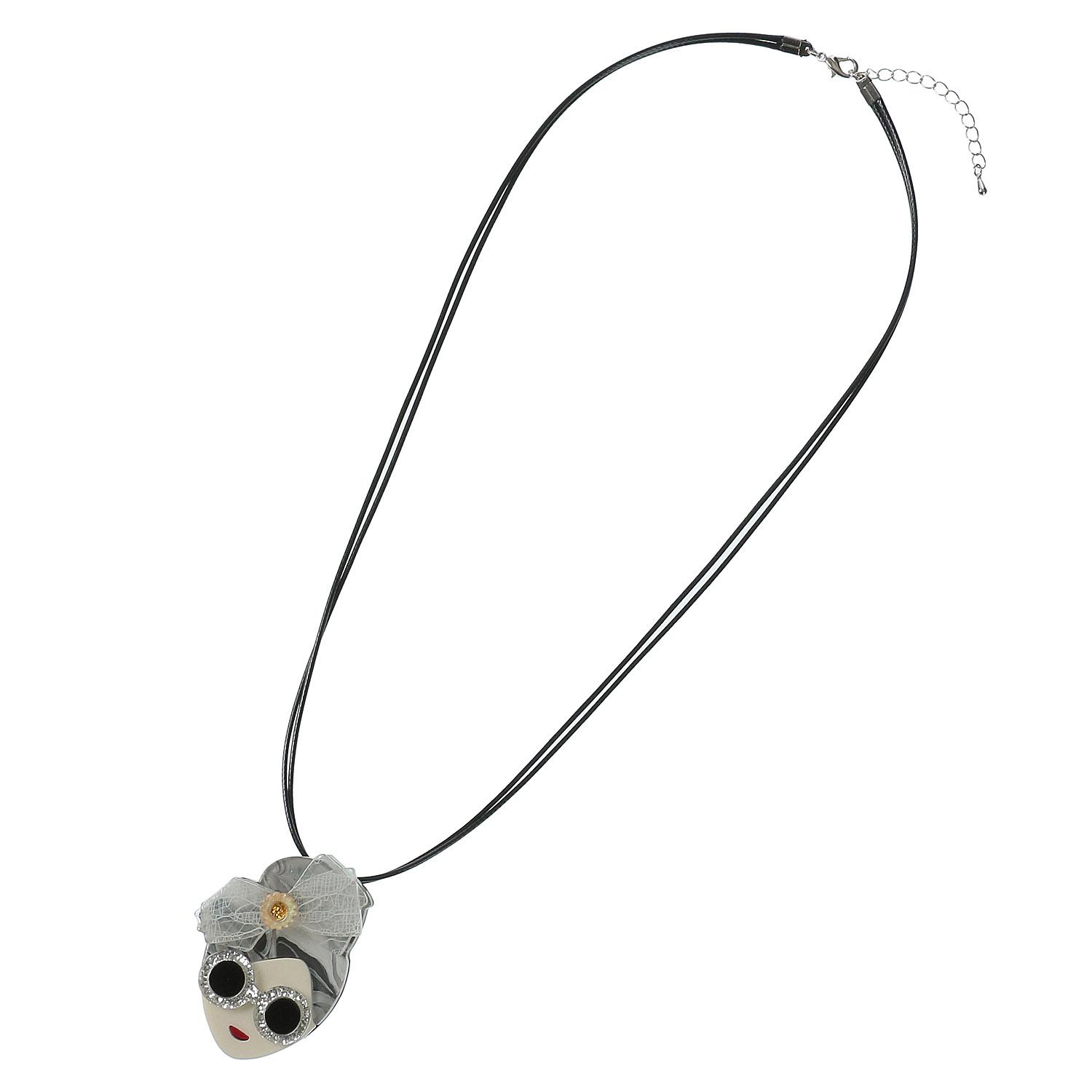 Lady Brooch Necklace