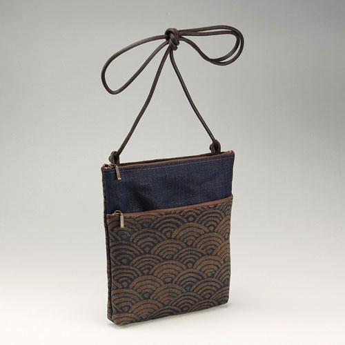 Indigo-dyed Pouch with Blue Waves