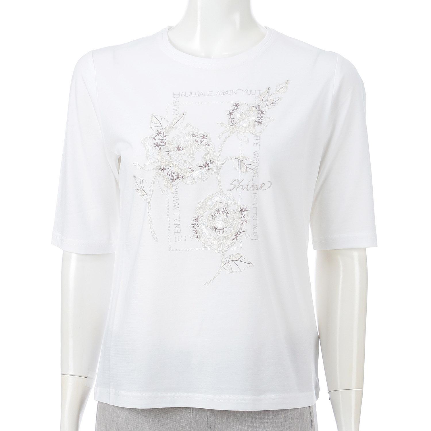 Crew Neck 5-Sleeve Embroidered T-Shirt with Square Floral Pattern