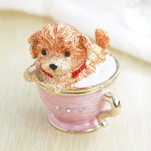 Teacup puppy