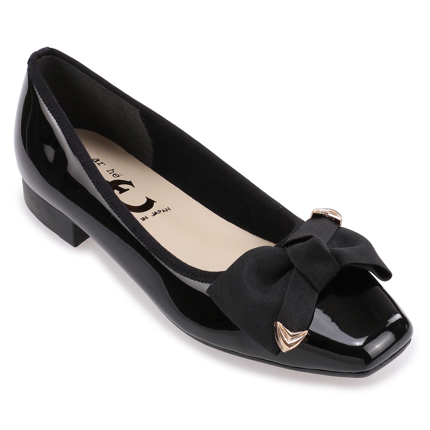 AC Enamel Pumps with Ribbon