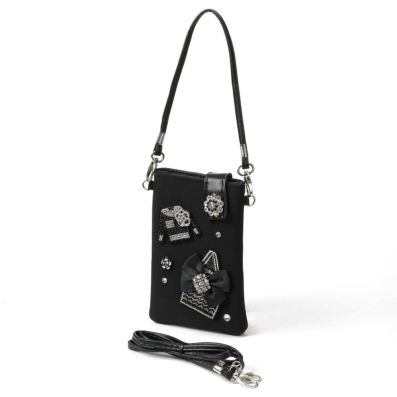 Decorative Smartphone Pouch