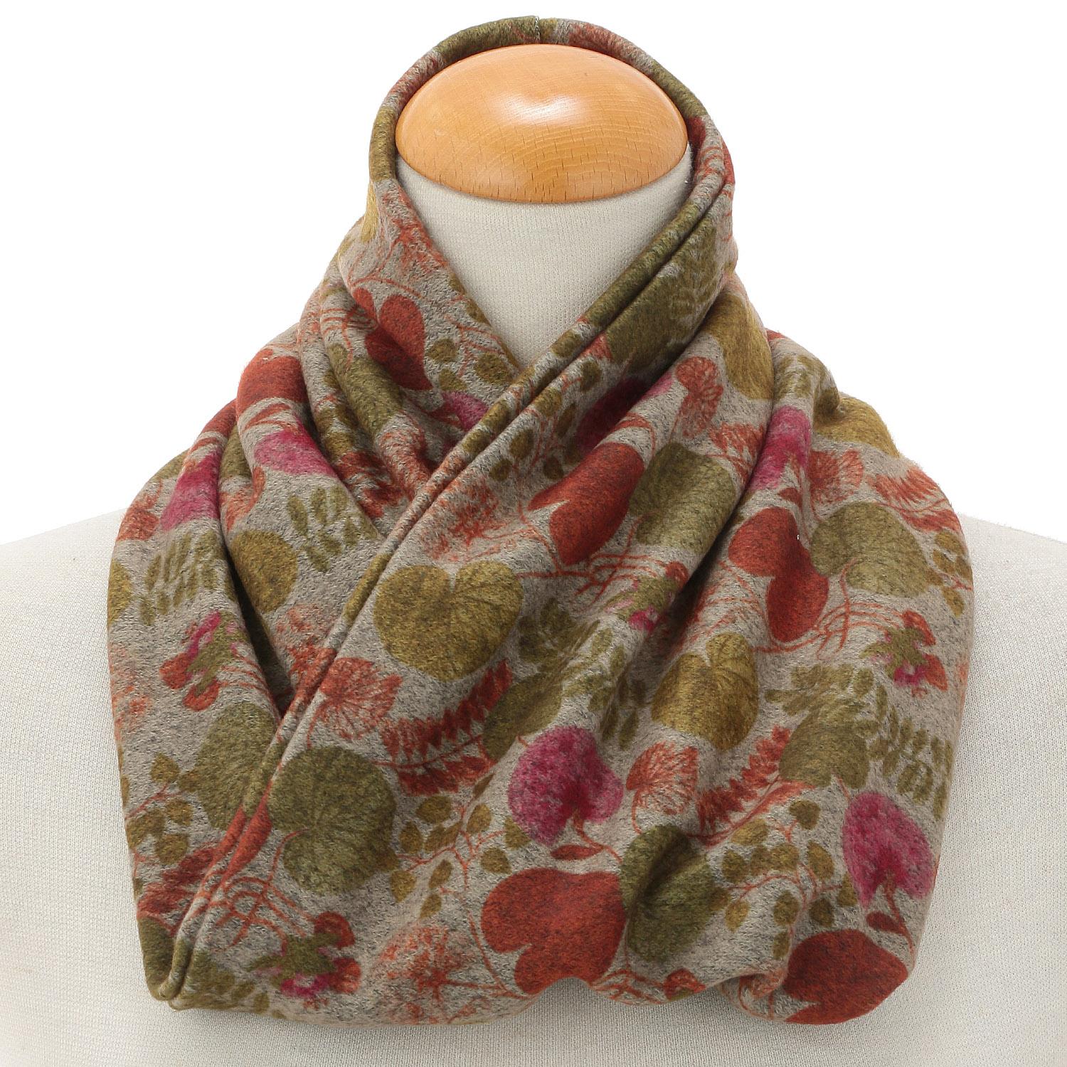 Leaf-Pattern Snood