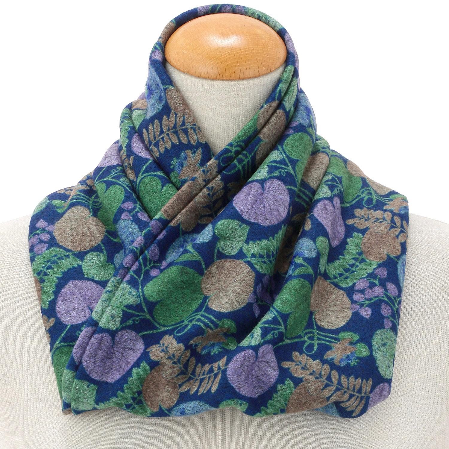 Leaf-Pattern Snood