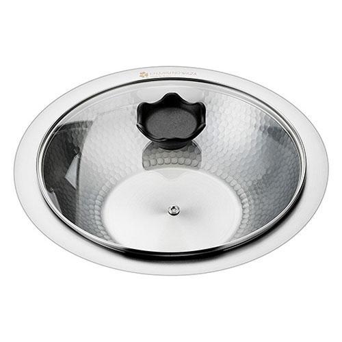 Yokoyama Tsubame Juku Technique 26cm Skillet with Glass Lid A skillet featuring hammered sides that combine strength and beauty, adding a touch of luxury to your dining table. YS-700