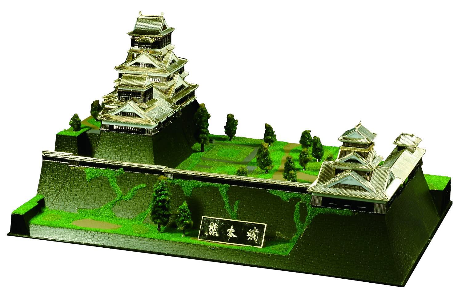 Doyusha 1/350 Japanese Castles Deluxe Gold Series Kumamoto Castle Plastic Model Kit DG-7