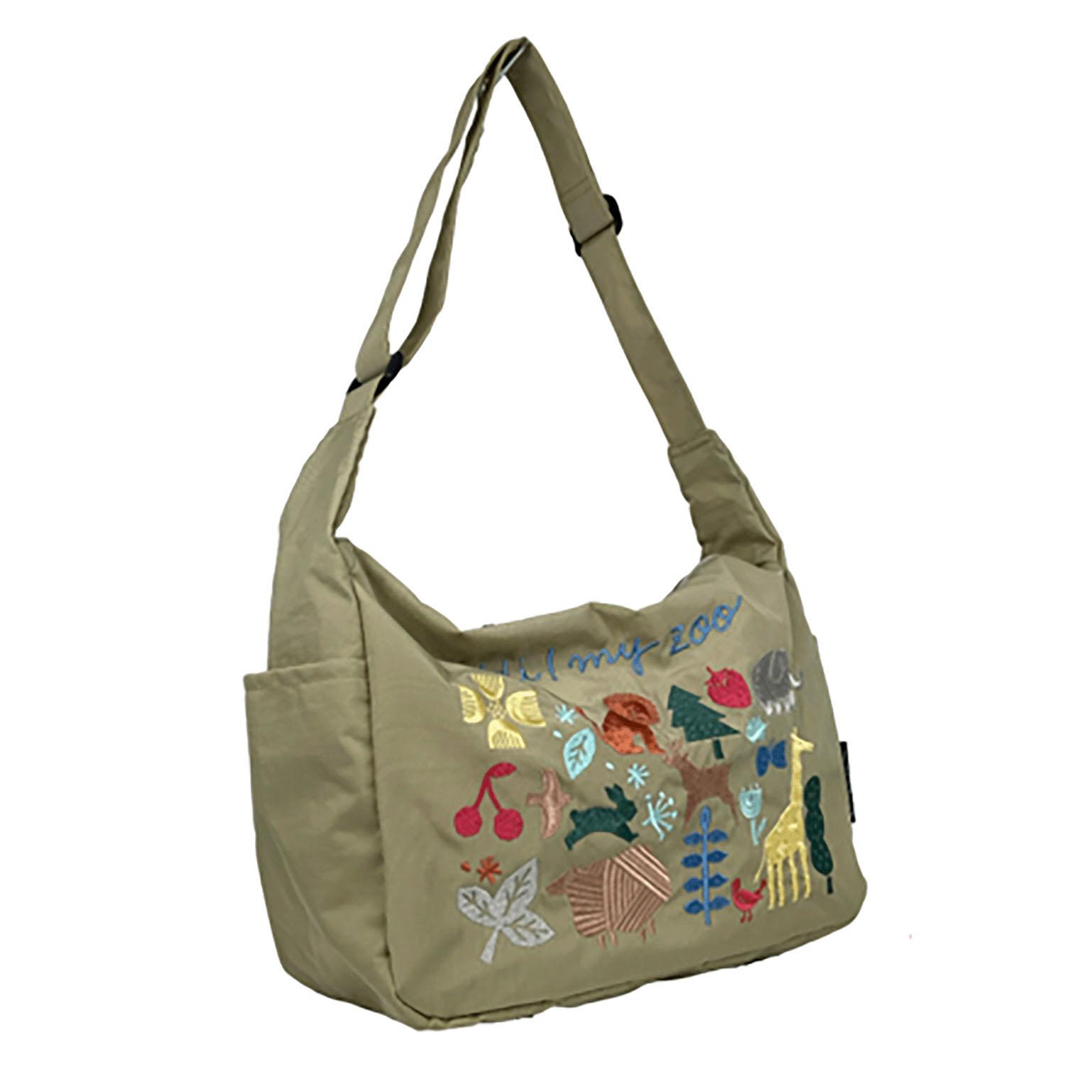HI! MY ZOO Animal Embroidered Shoulder Bag Animal Mix・Light Green