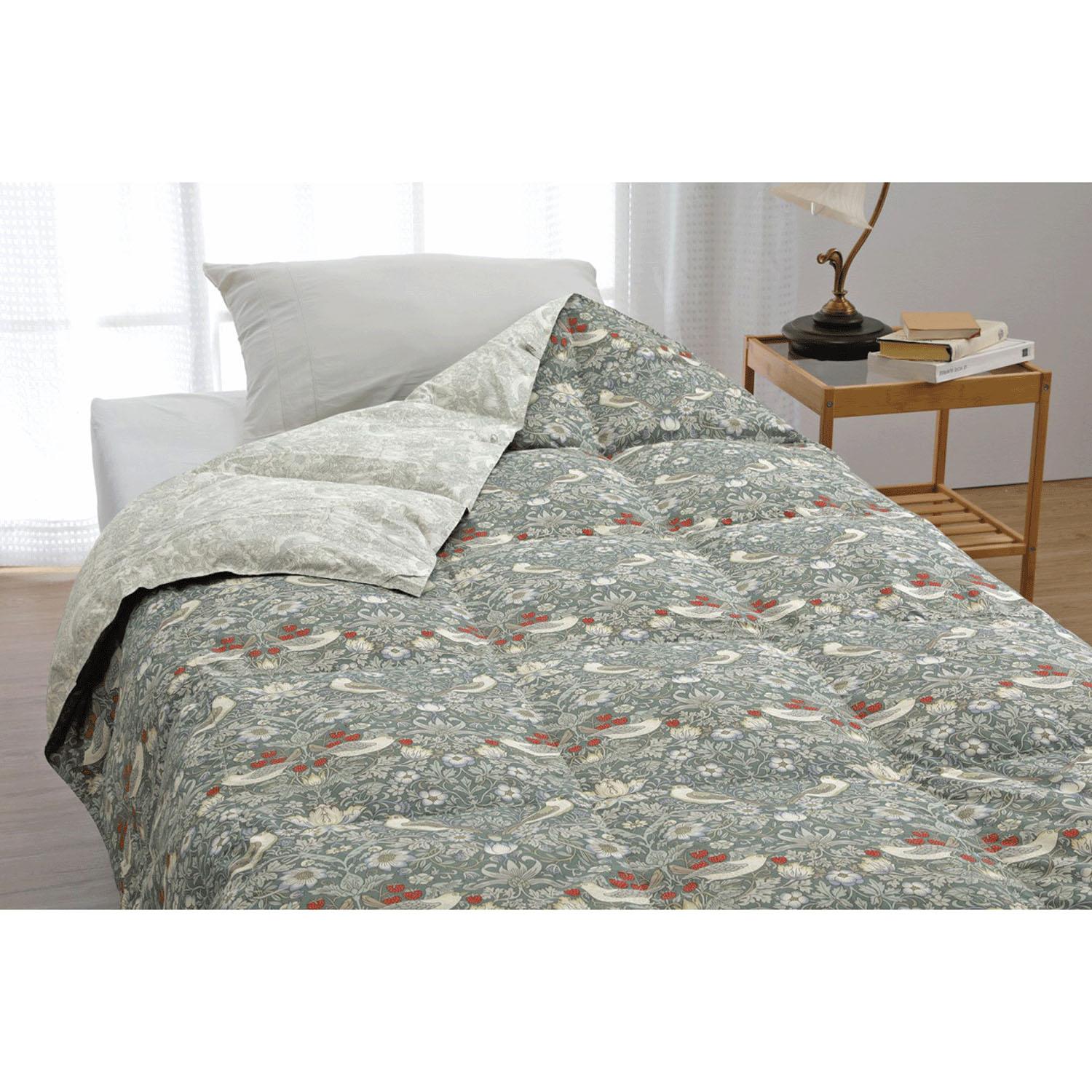 Strawberry Thief Feather Quilt Single Green