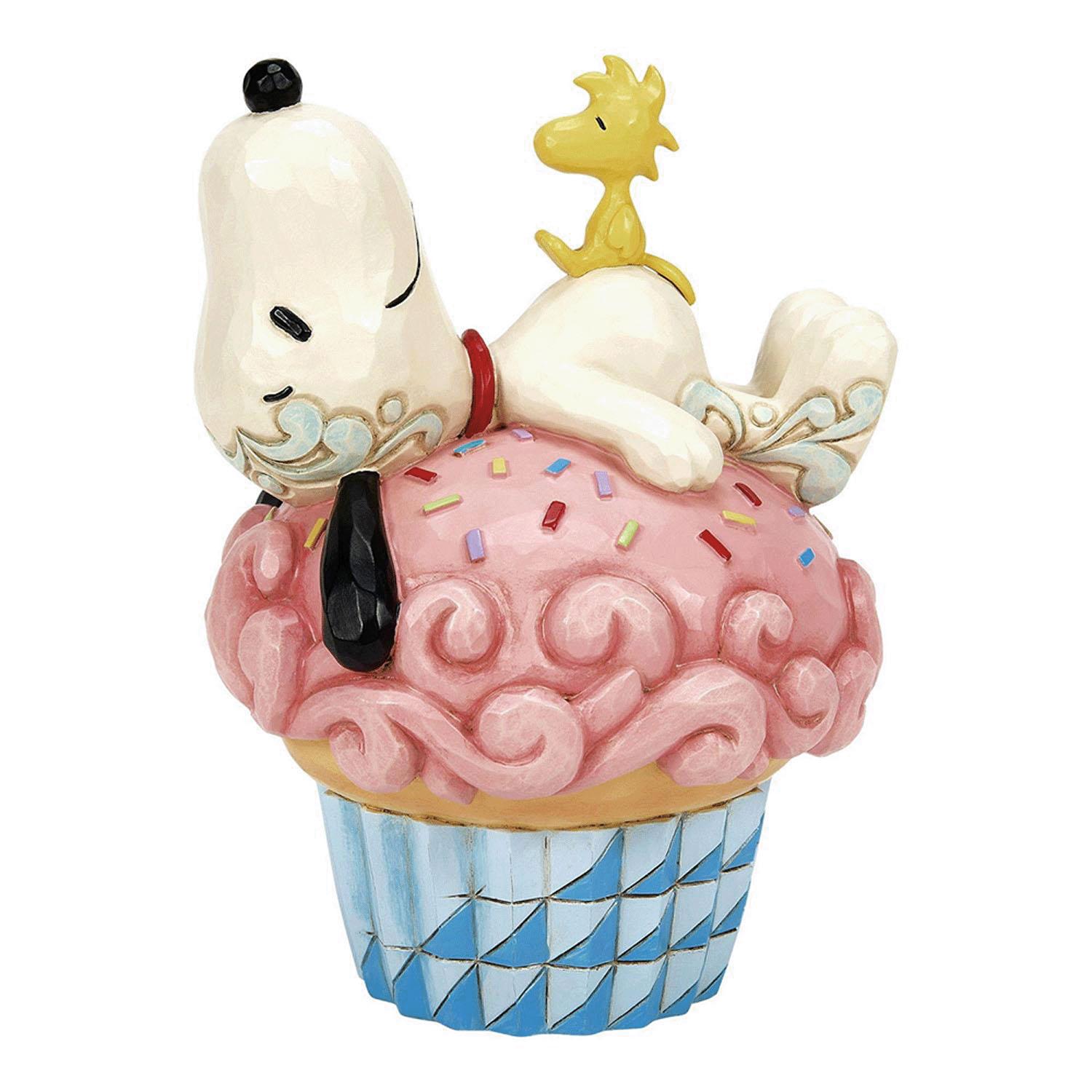 Snoopy Lying on Cupcake