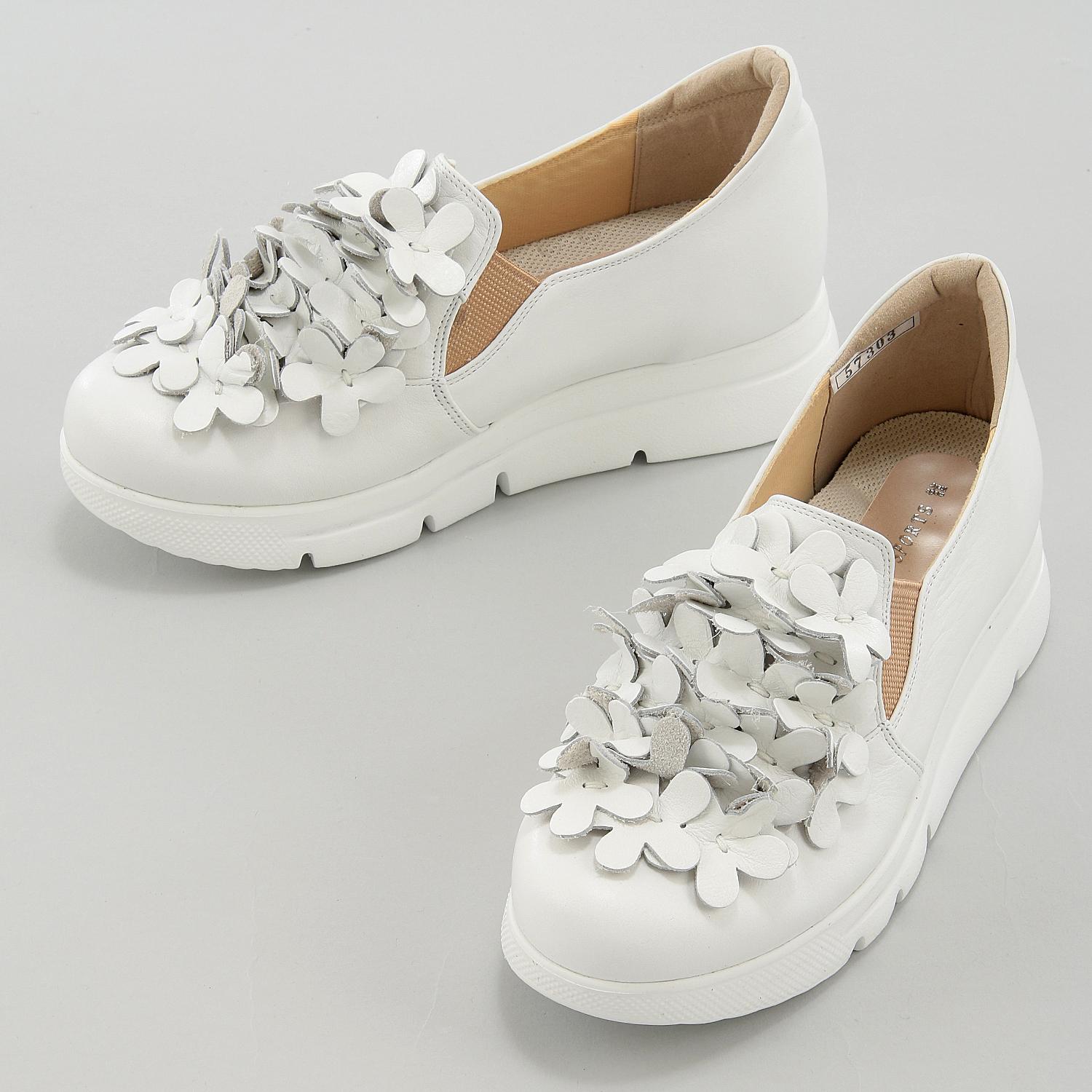 NINE DI SPORTS Corsage Shoes 113-57303 White 22.5 cm