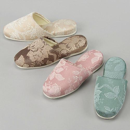 Gardenia Felt-Sole Hanging Slippers