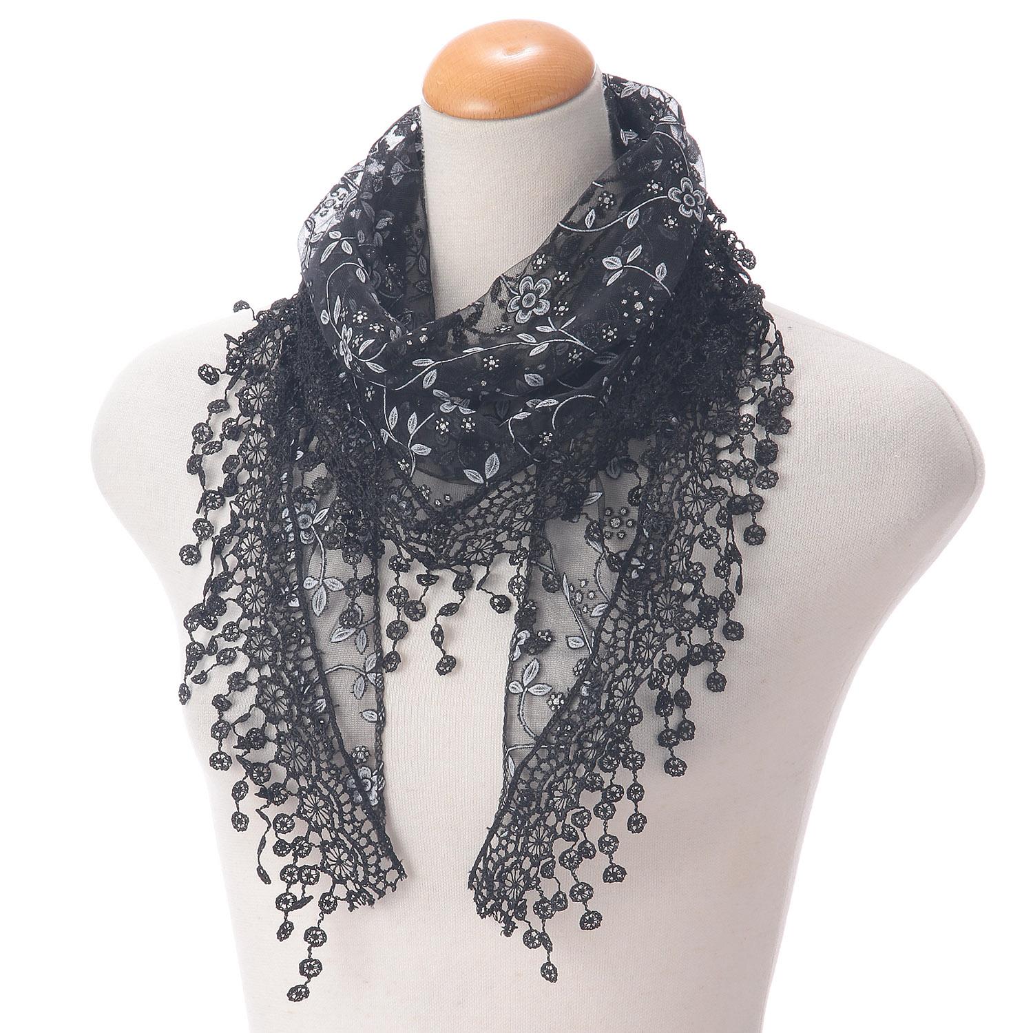 Triangular Lace Stole