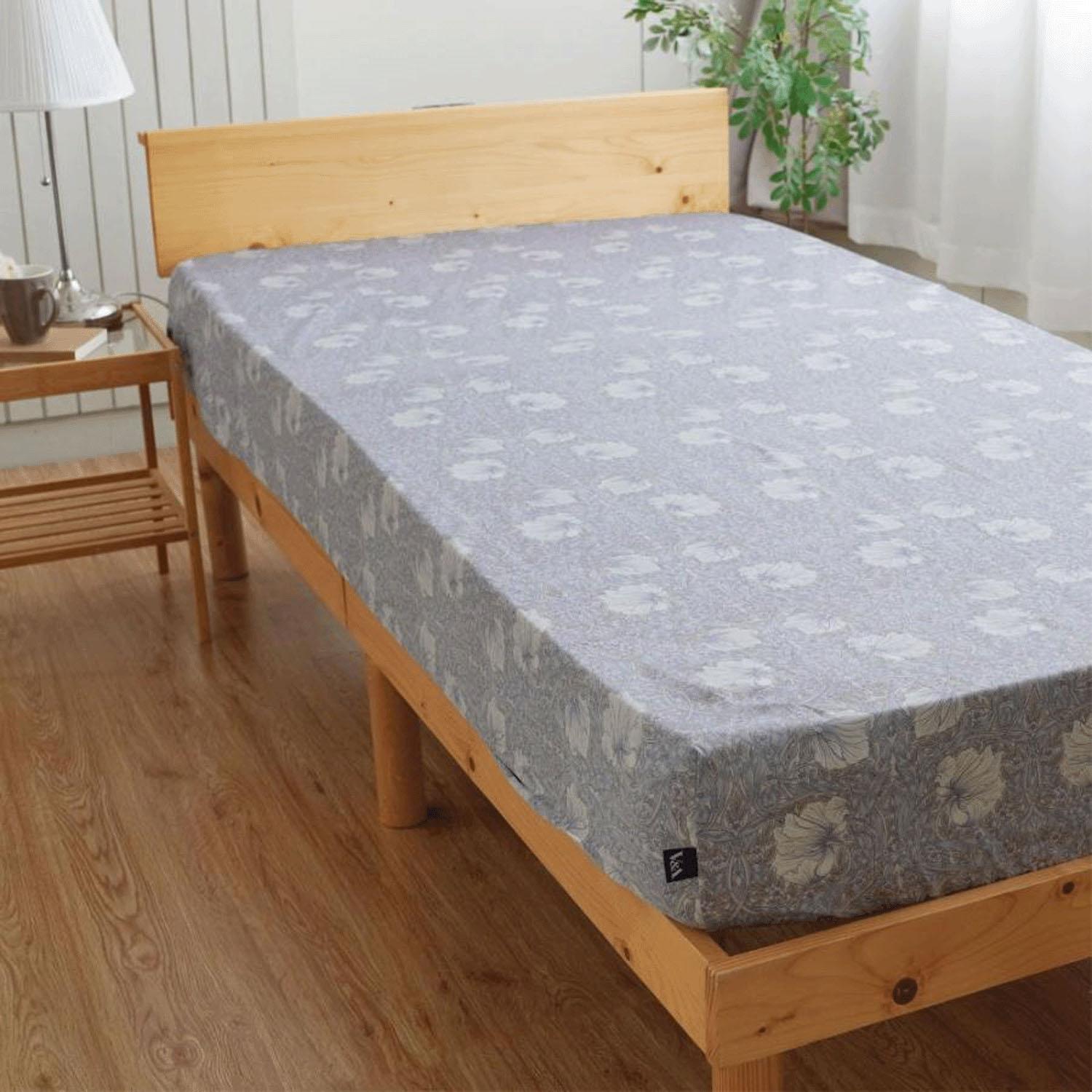 V&A Pimpernel Pattern Box Sheet, Semi-Double, Sky Blue