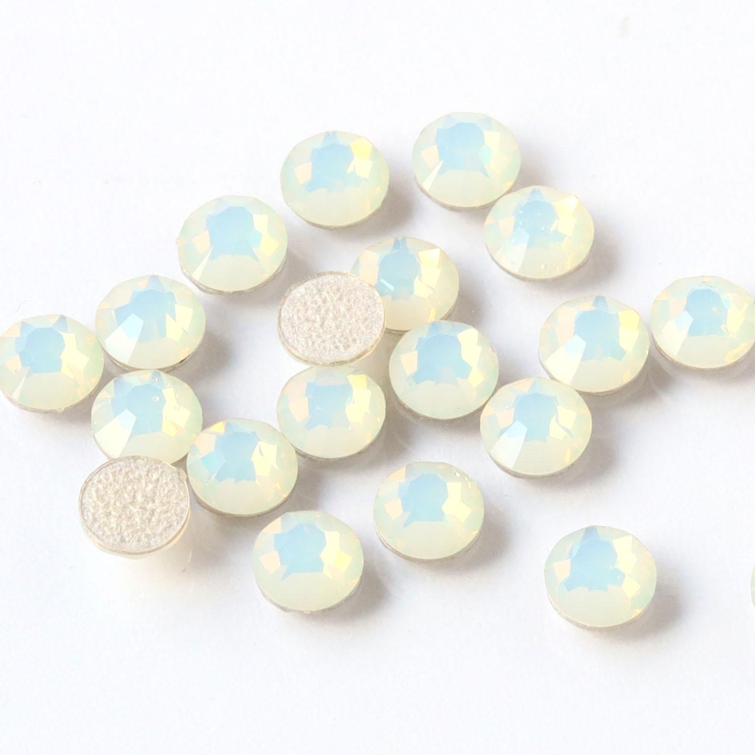 Nippon Button Trading Preciosa Rhinestone Bond Adhesive SS20 24-Piece Pack White Opal P2028SS20-01000