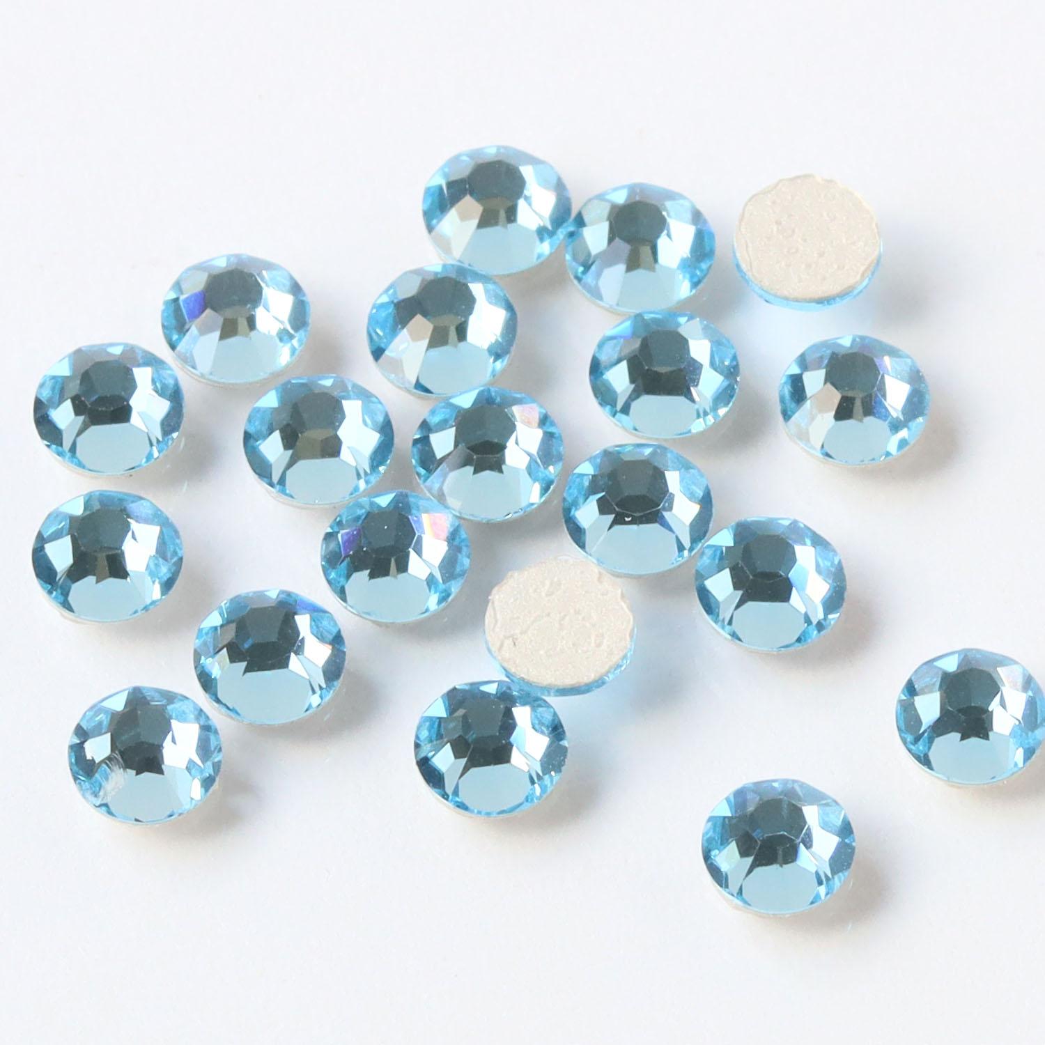Nippon Button Trading Preciosa Rhinestone Bond Adhesive SS20 24-Piece Pack Aquamarine P2028SS20-60000