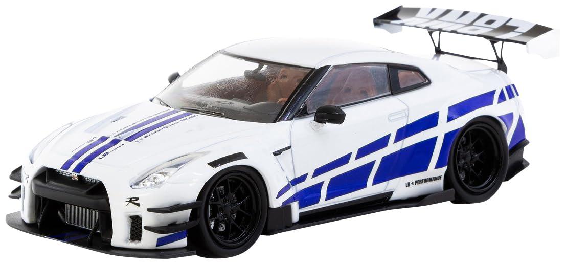 LB-WORKS NISSAN GT-R R35 Type 2 White